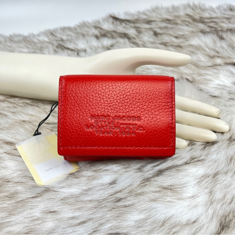 MARK JACOBS THE LEATHER TRIFOLD WALLET S132L01RE22-617